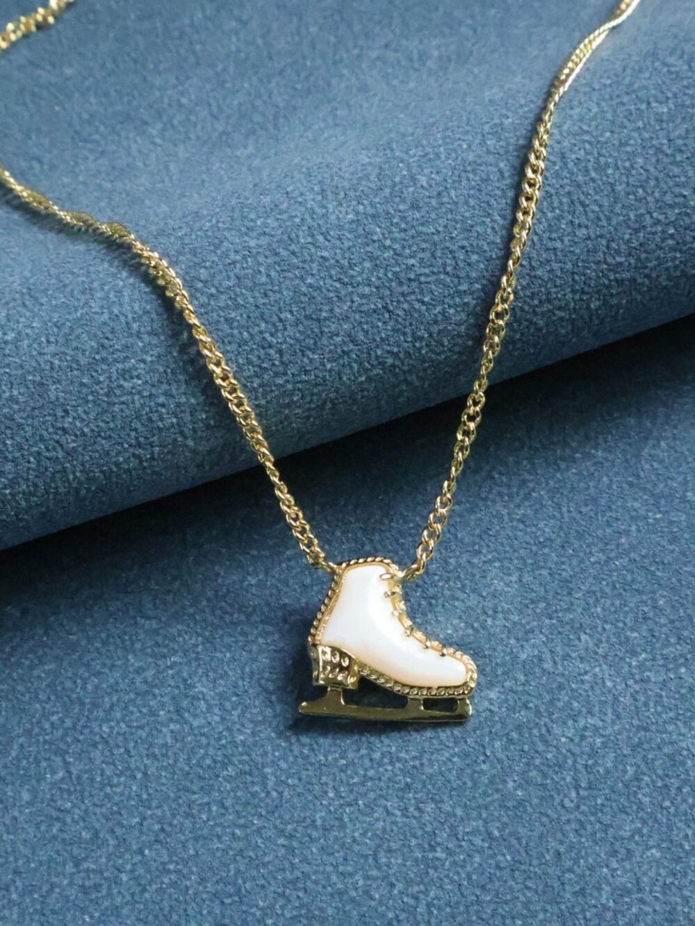 Kendra Scott Ice Skate Necklace - Gold & White Mother--Pearl - Picture 2 of 2